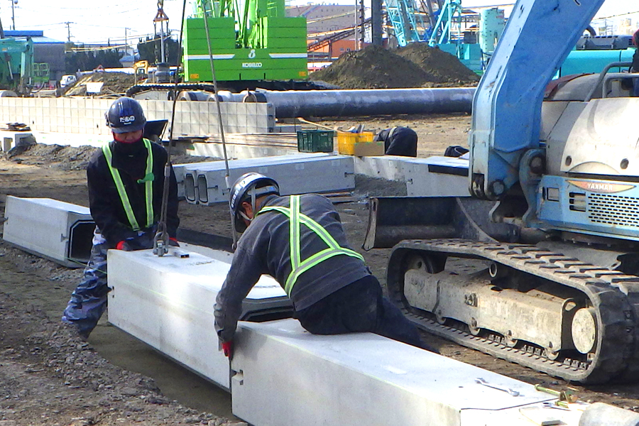 春日建設について
