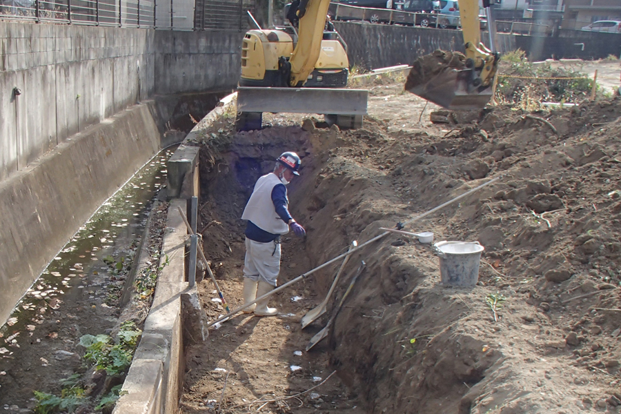 春日建設について